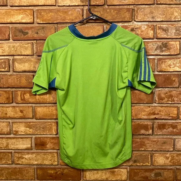 Youth size M Addidas Seattle Sounders jersey - Picture 2 of 3
